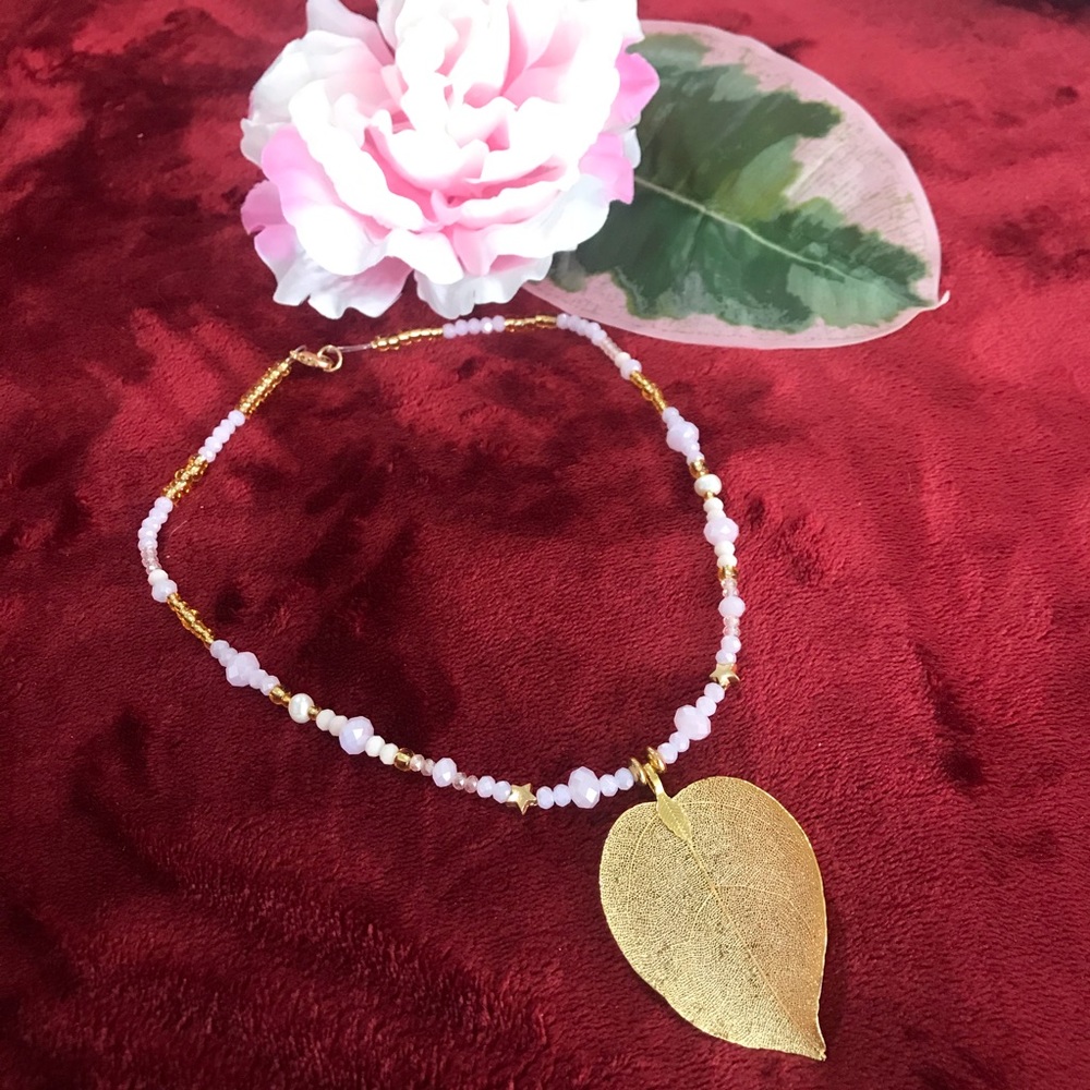 HANDMADE Pink Crystal Necklace With Gold plated 🍃